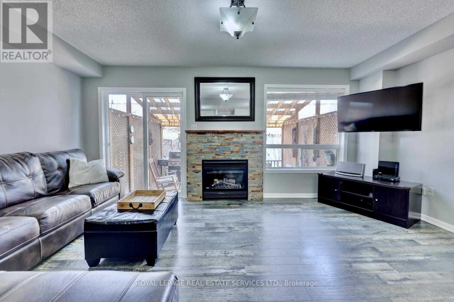1148 BONIN CRESCENT - 11