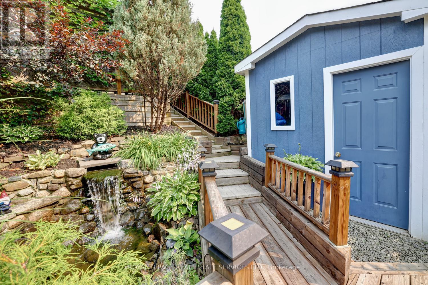 1148 BONIN CRESCENT - 33