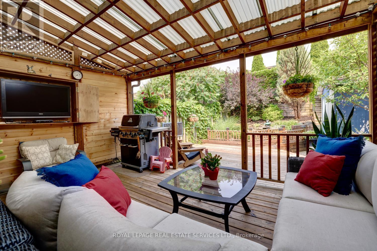 1148 BONIN CRESCENT - 34