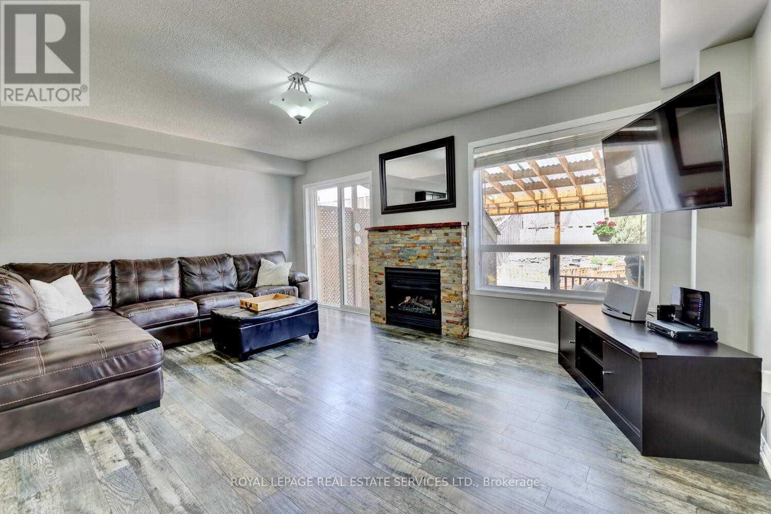 1148 BONIN CRESCENT - 9