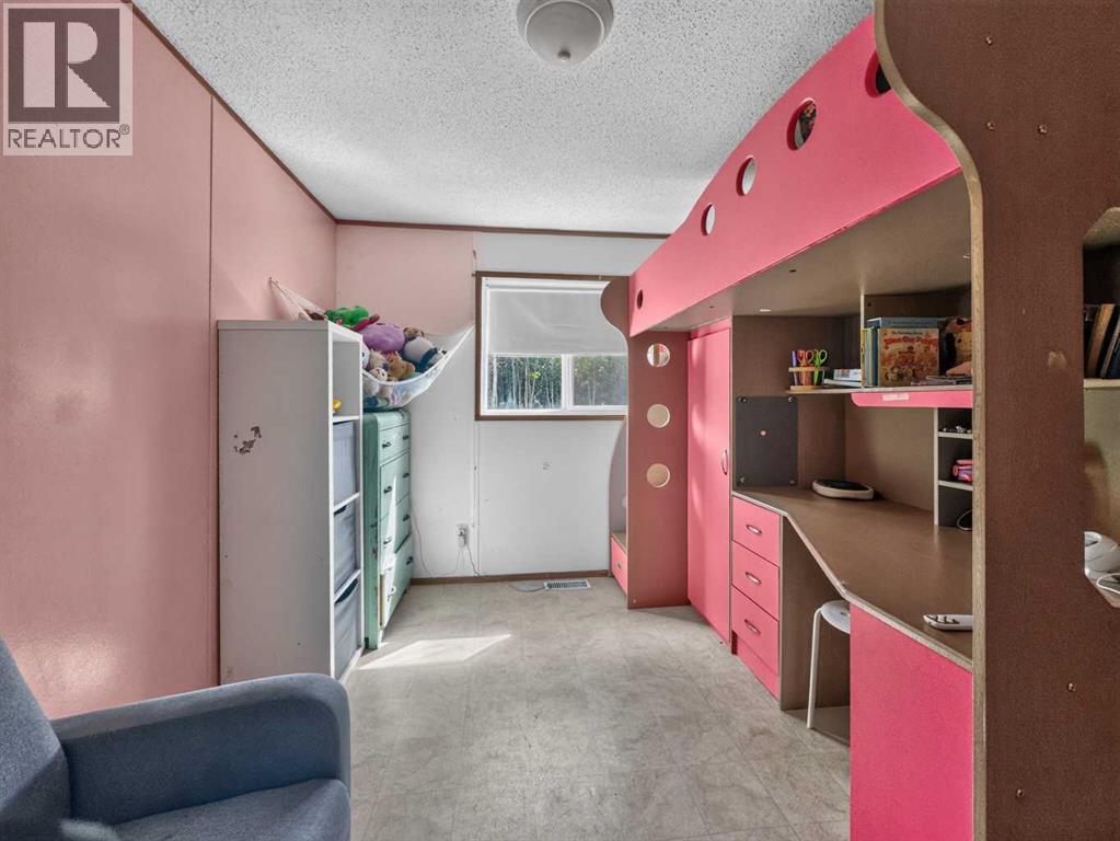 14225 Township Road 1051A - 17