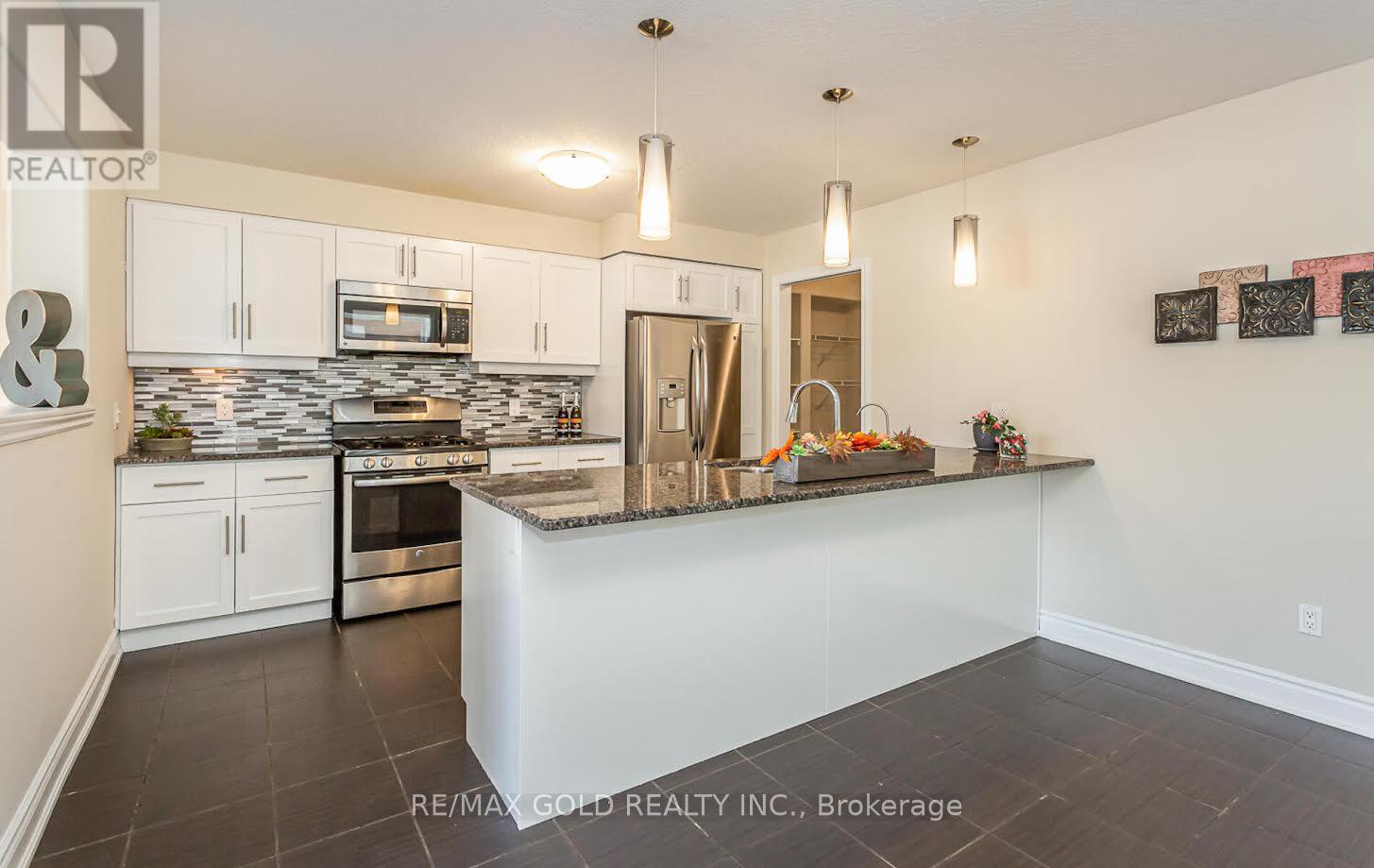 199 SUMMIT RIDGE DRIVE - Image 3