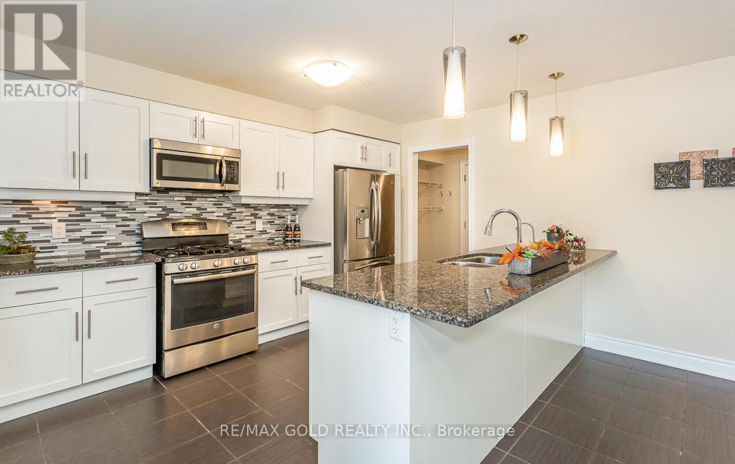 199 SUMMIT RIDGE DRIVE - Image 4