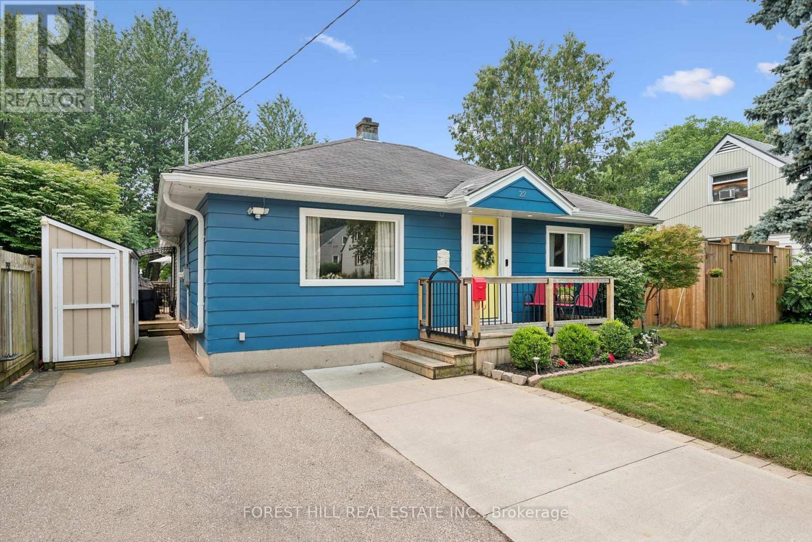 22 SLEEMAN AVENUE - 2