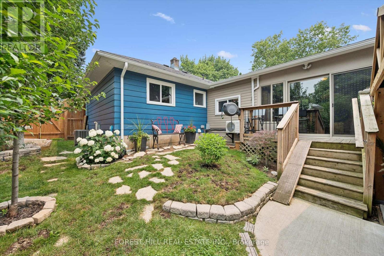 22 SLEEMAN AVENUE - 28