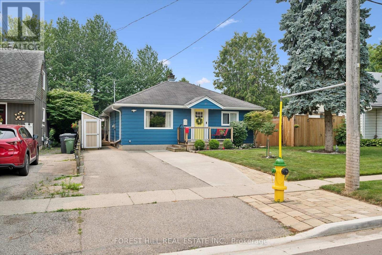 22 SLEEMAN AVENUE - 3