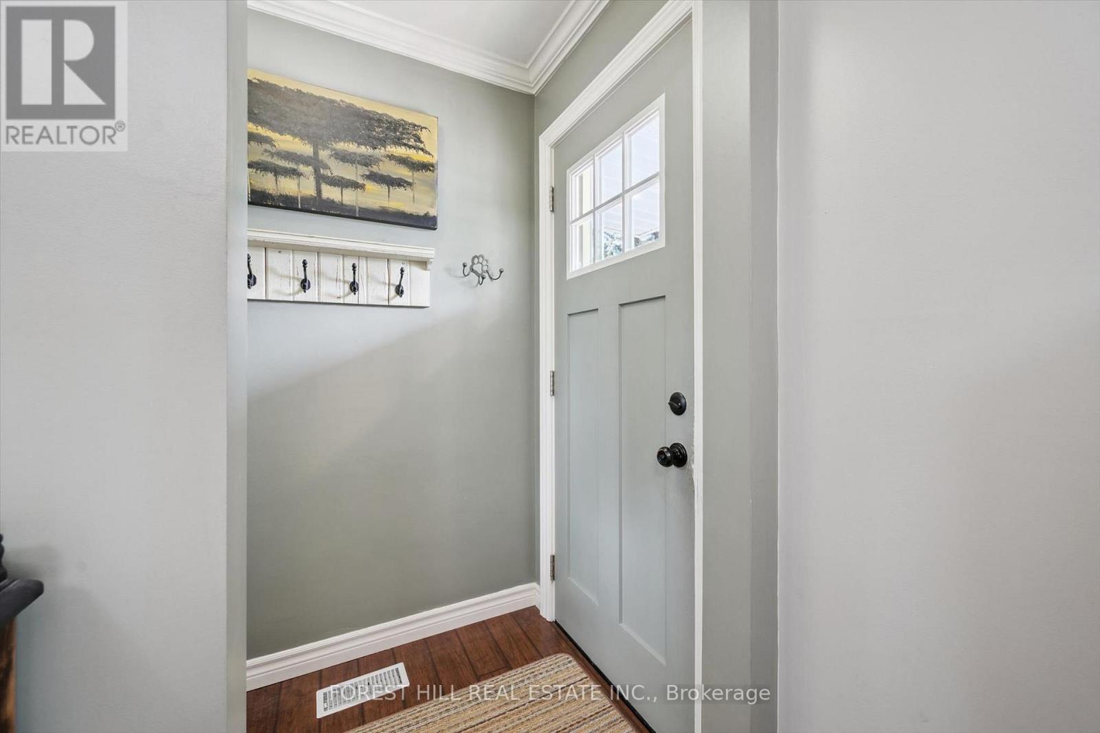 22 SLEEMAN AVENUE - 6