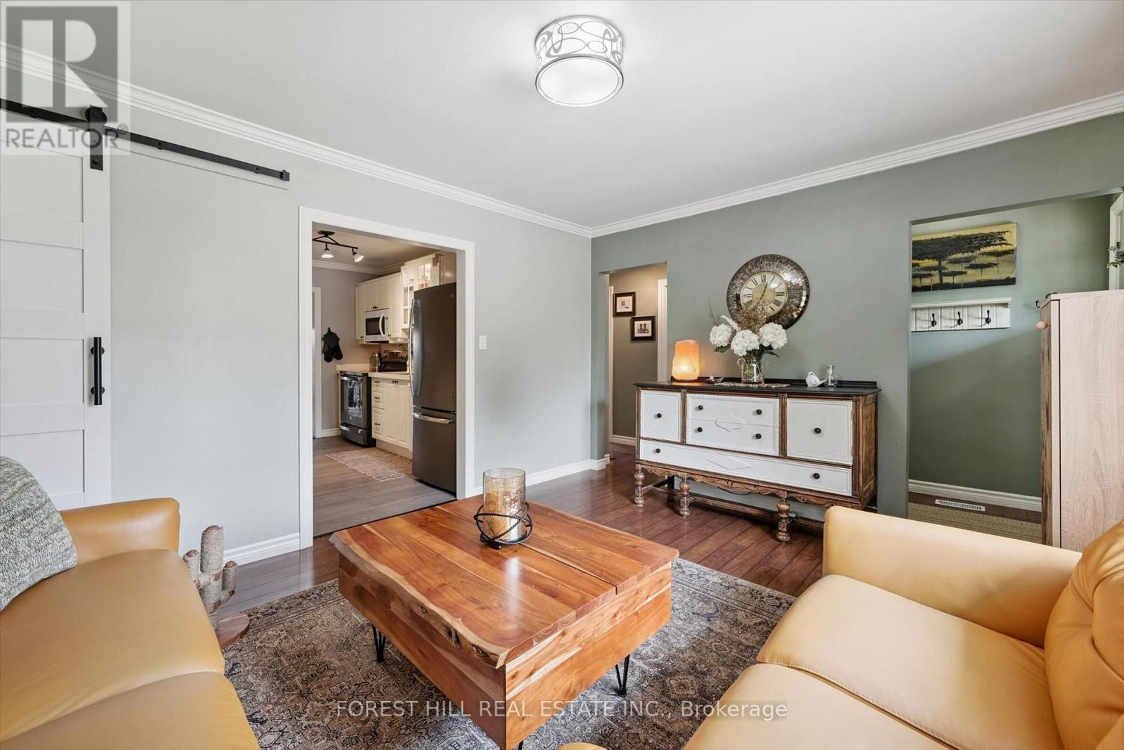 22 SLEEMAN AVENUE - 9