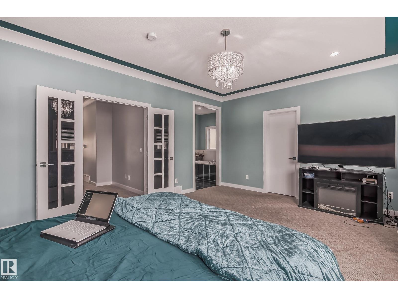 4104 8 ST NW - 24