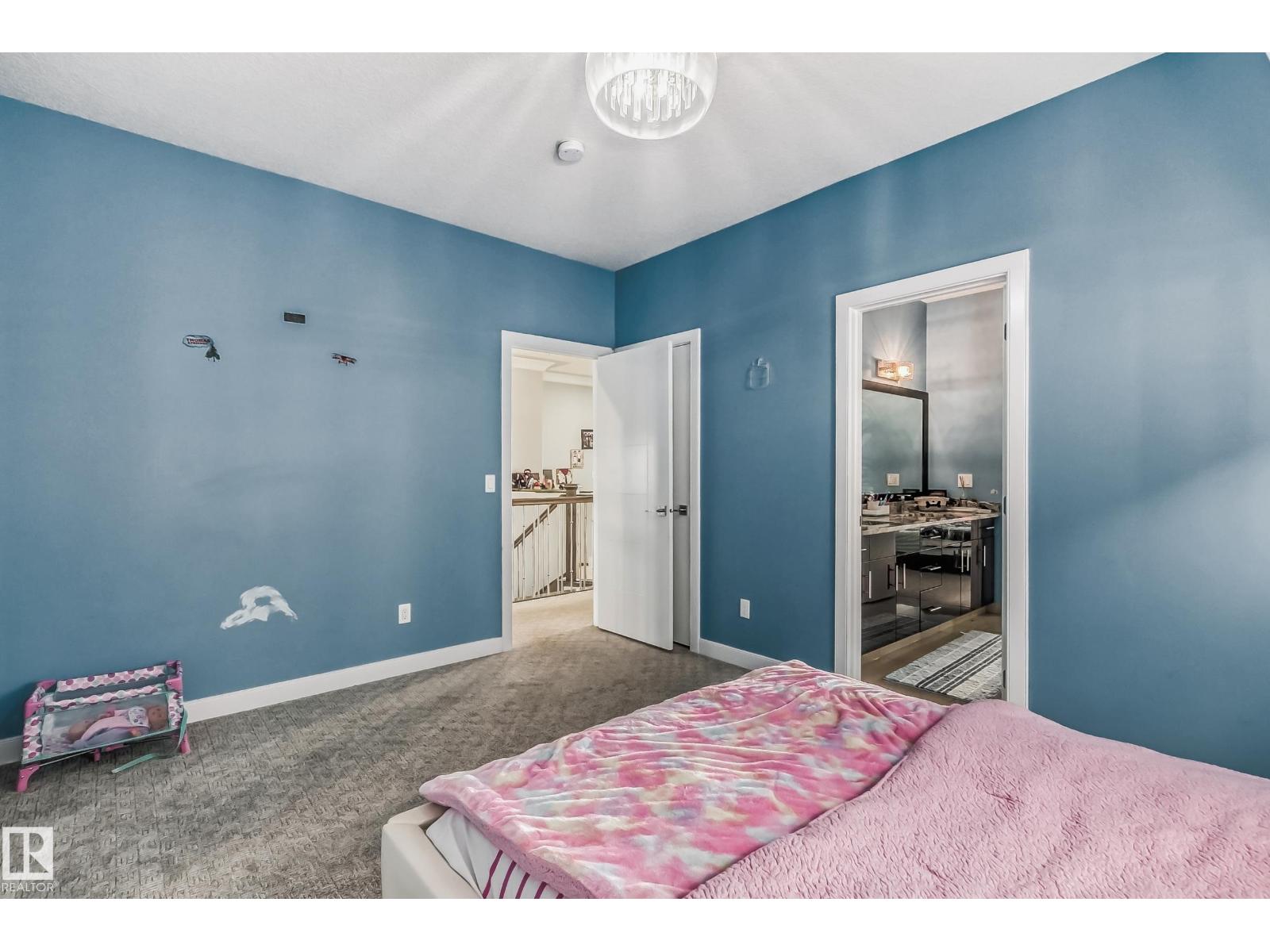 4104 8 ST NW - 33