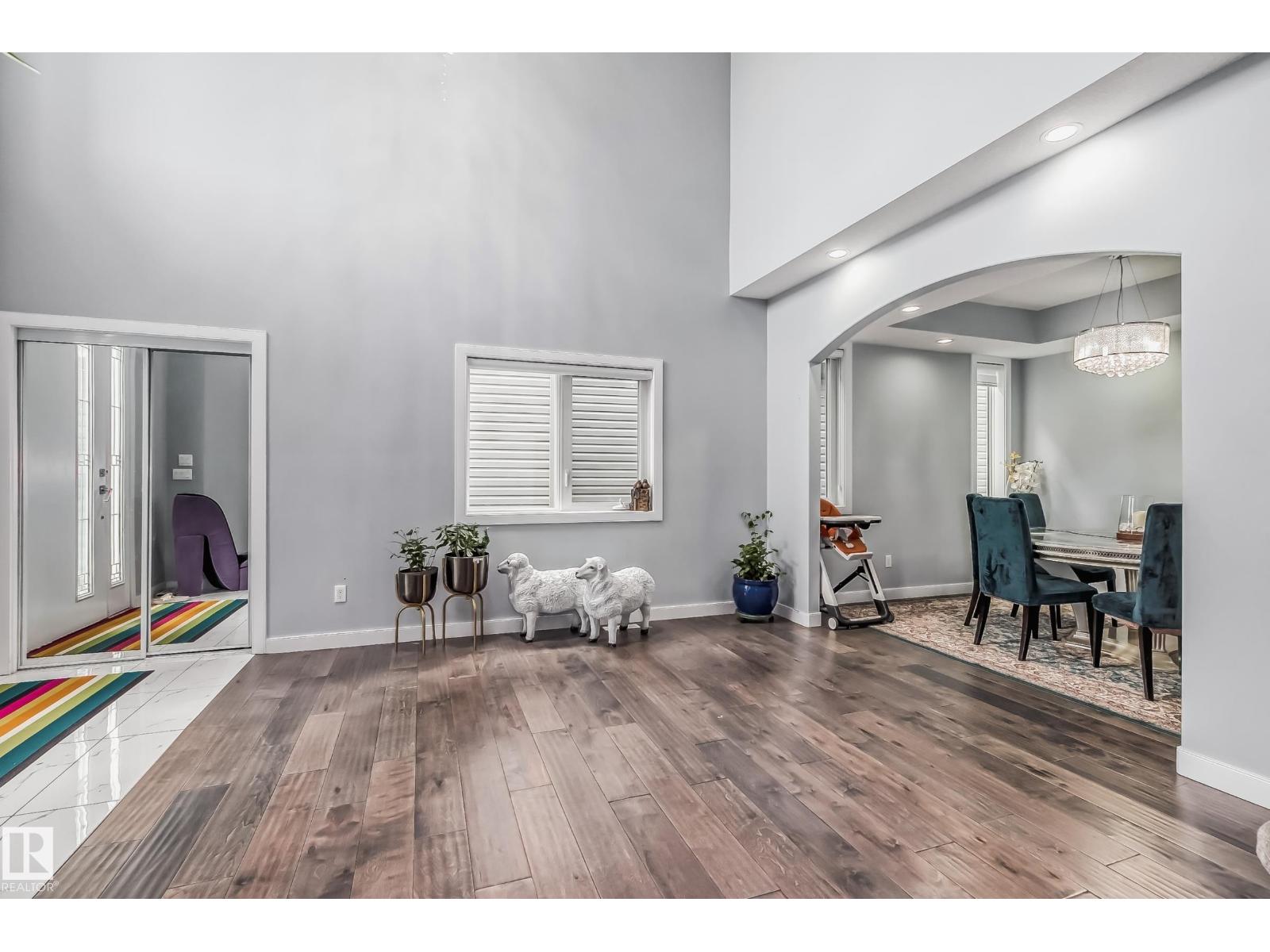 4104 8 ST NW - 5