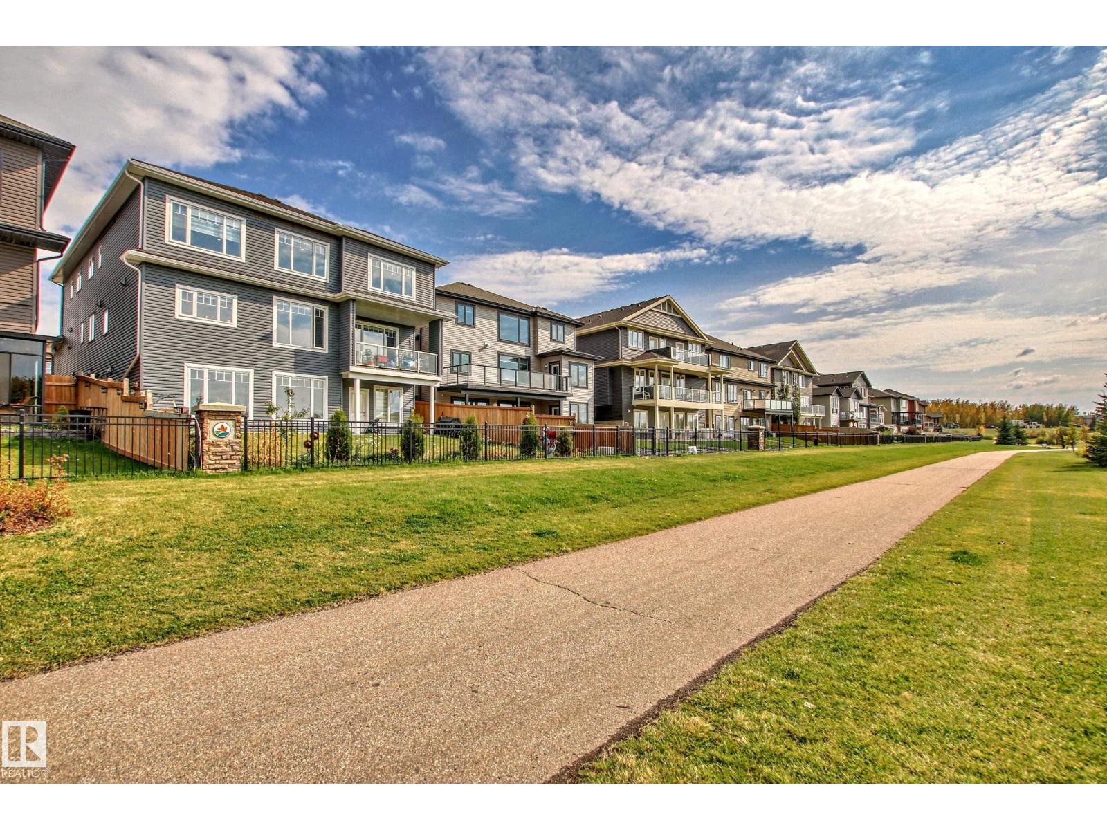 4104 8 ST NW - 52