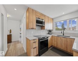 Bedroom 3 - 5707 95 Av Nw, Edmonton, AB T6B1A4 Photo 6