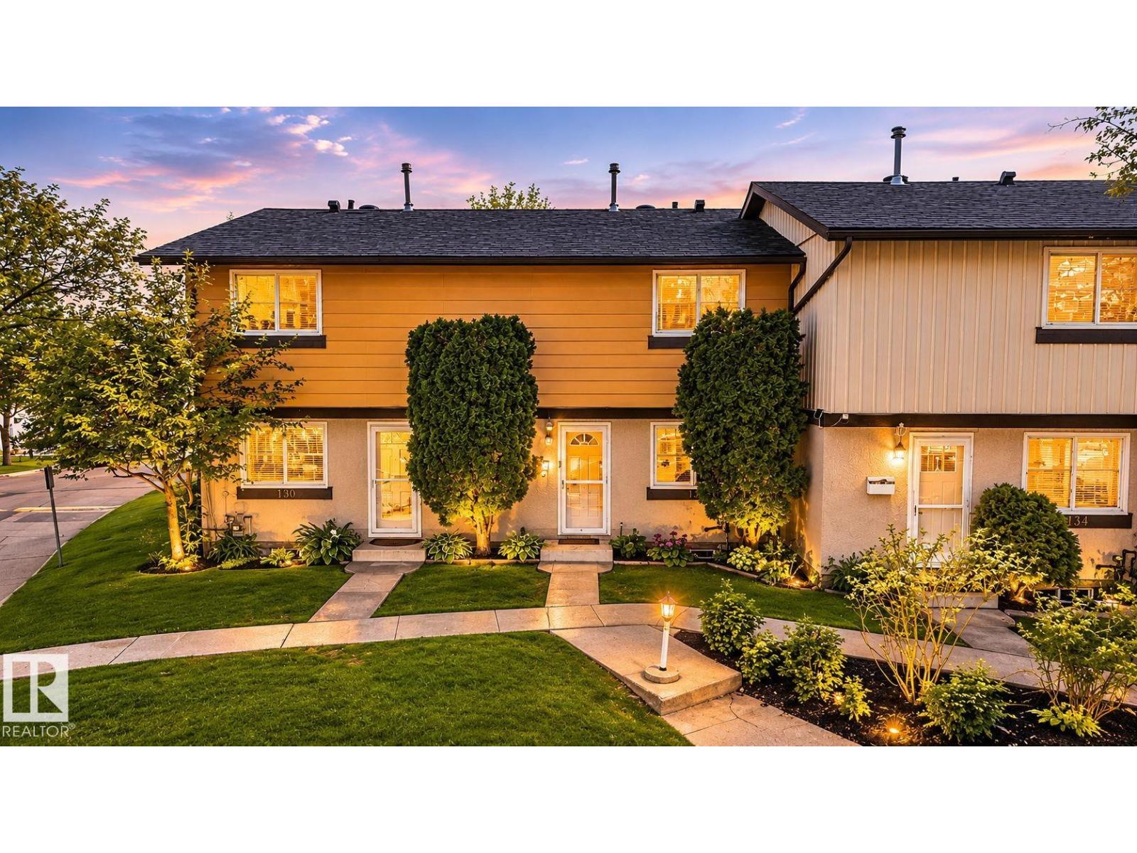 132 WOODSTOCK NW - 1