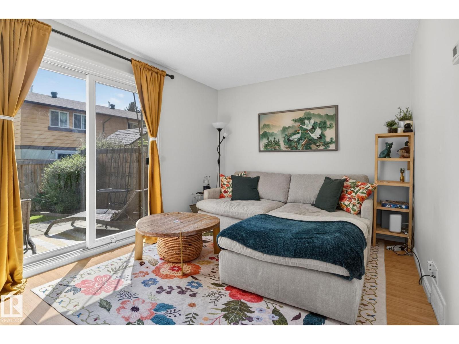 132 WOODSTOCK NW - 15