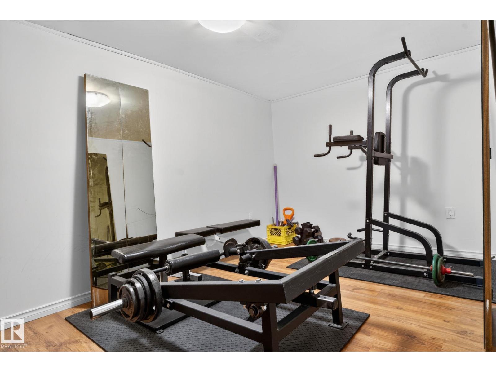 132 WOODSTOCK NW - 27