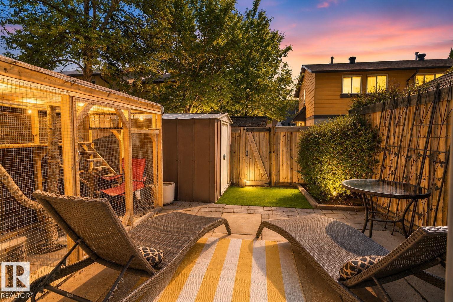 132 WOODSTOCK NW - 33