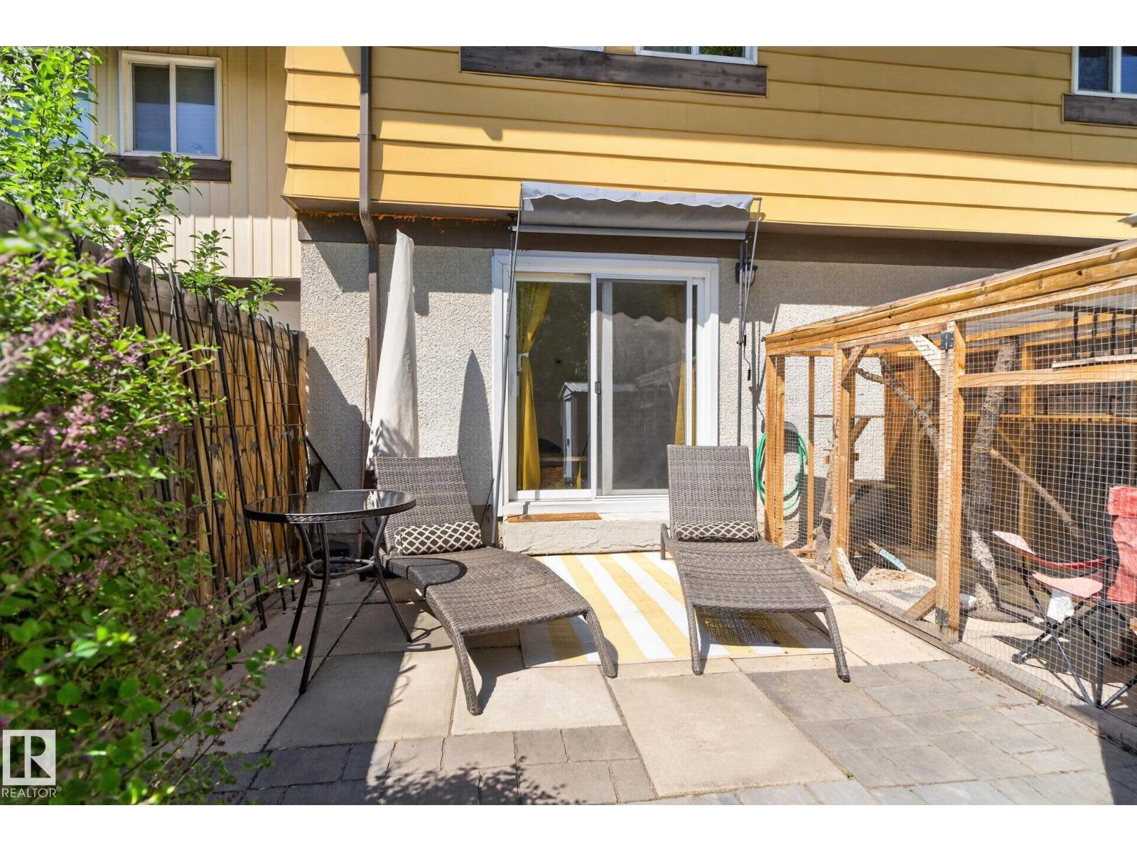 132 WOODSTOCK NW - 36