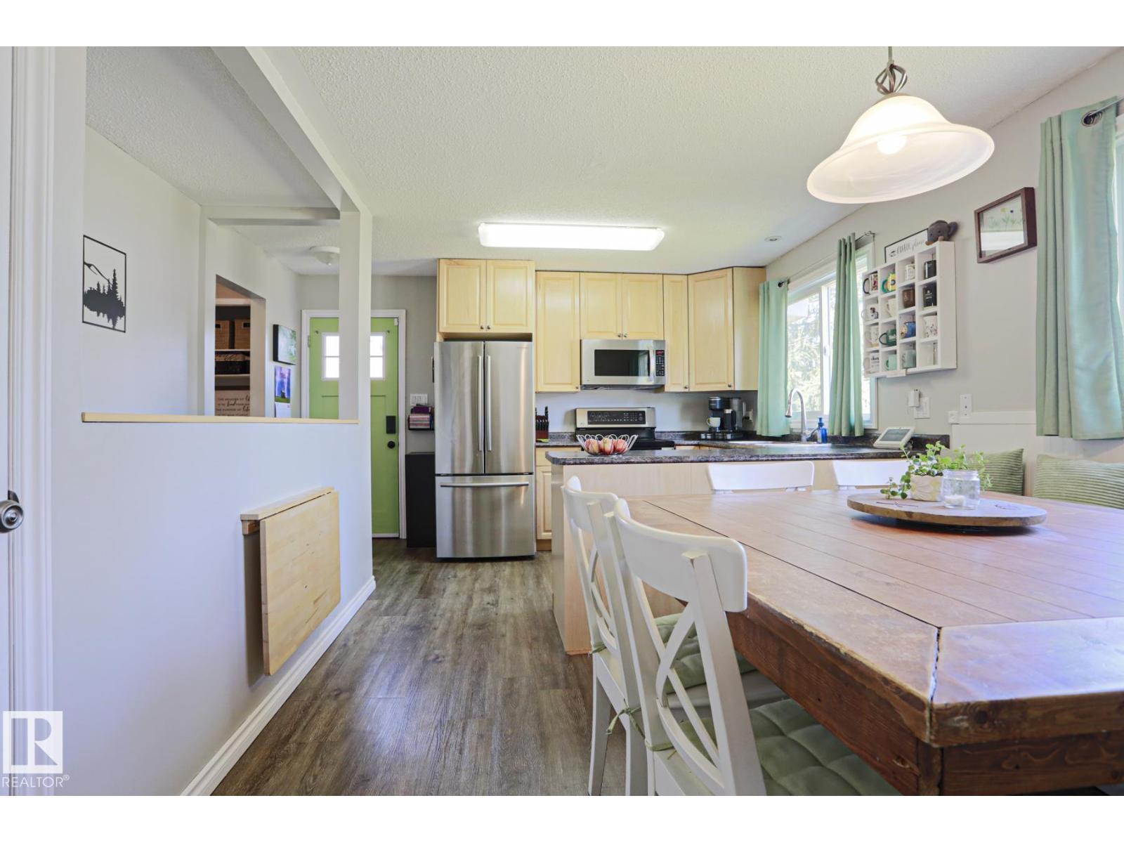 2 BEECHMONT AV - 15