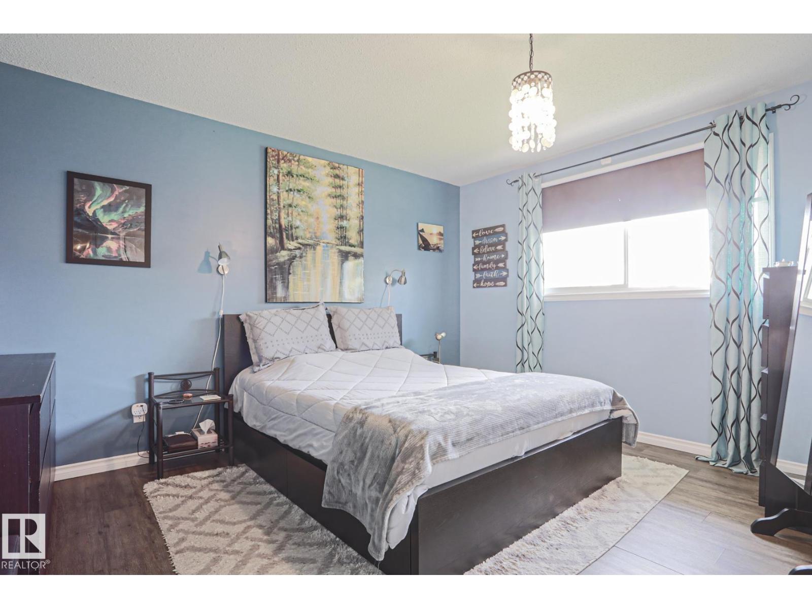 2 BEECHMONT AV - 27