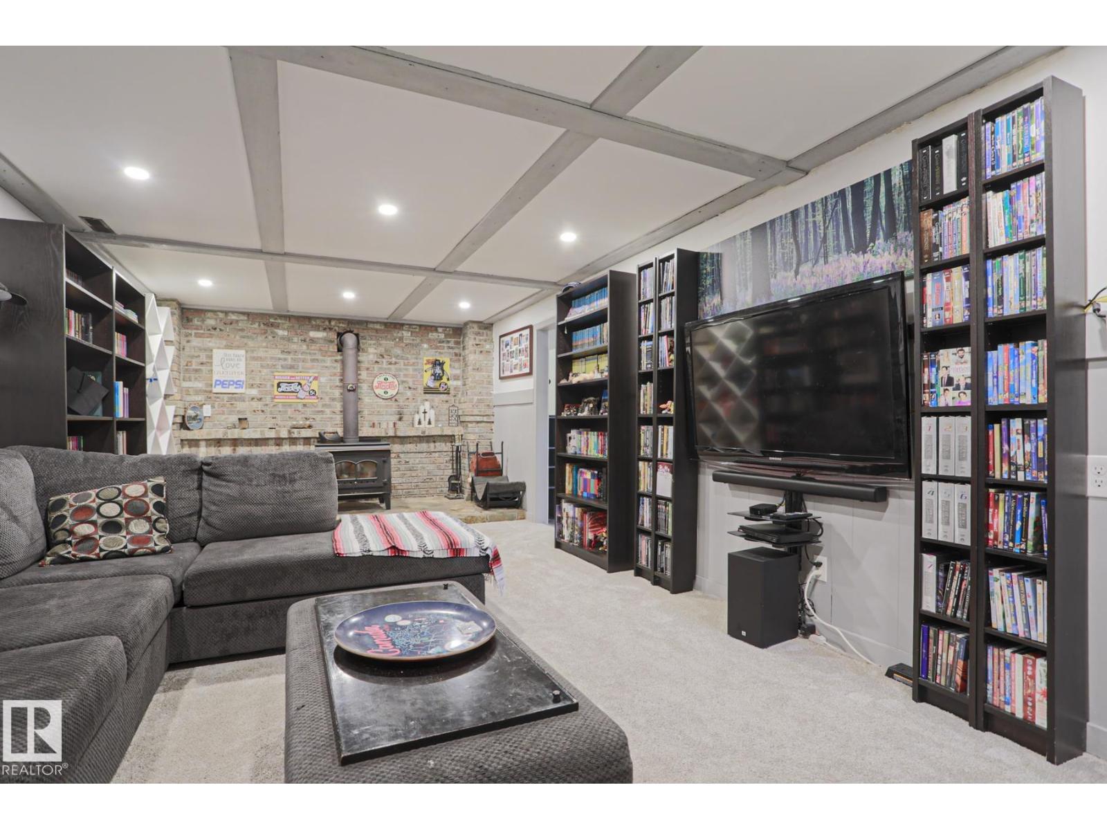 2 BEECHMONT AV - 33