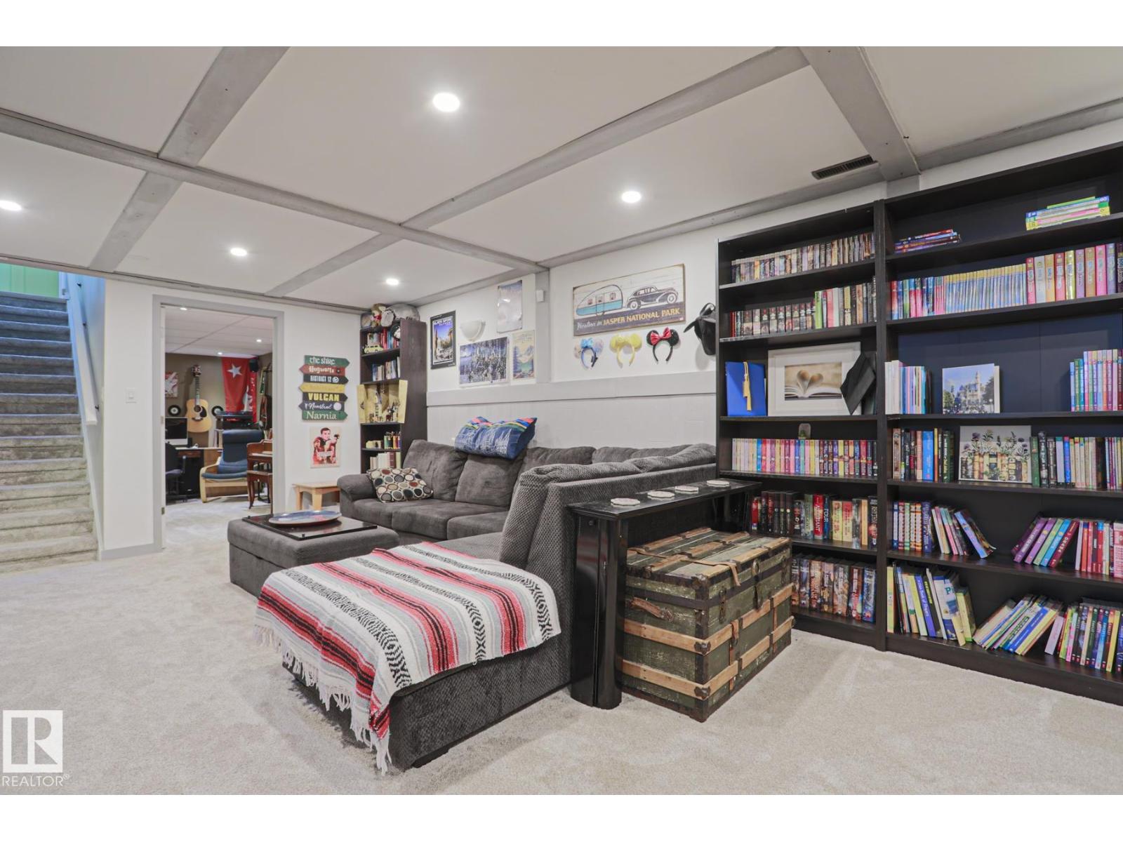 2 BEECHMONT AV - 36