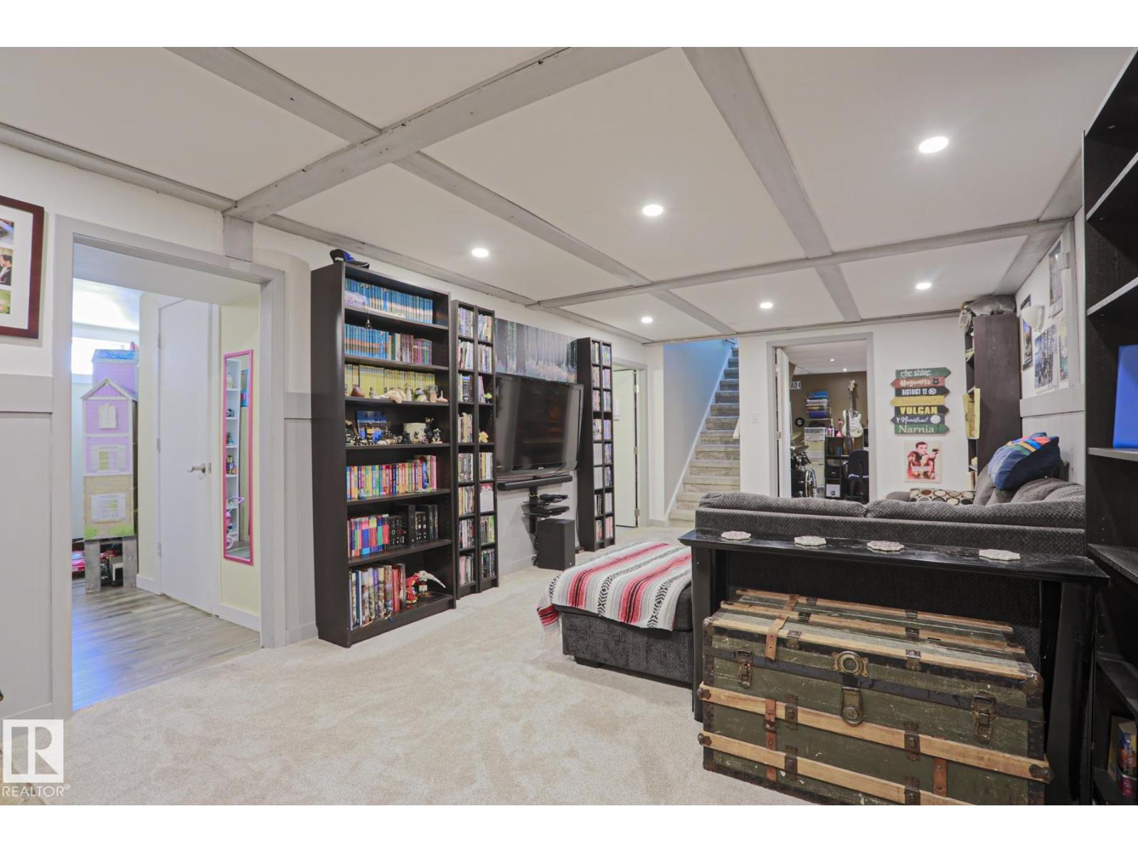 2 BEECHMONT AV - 43