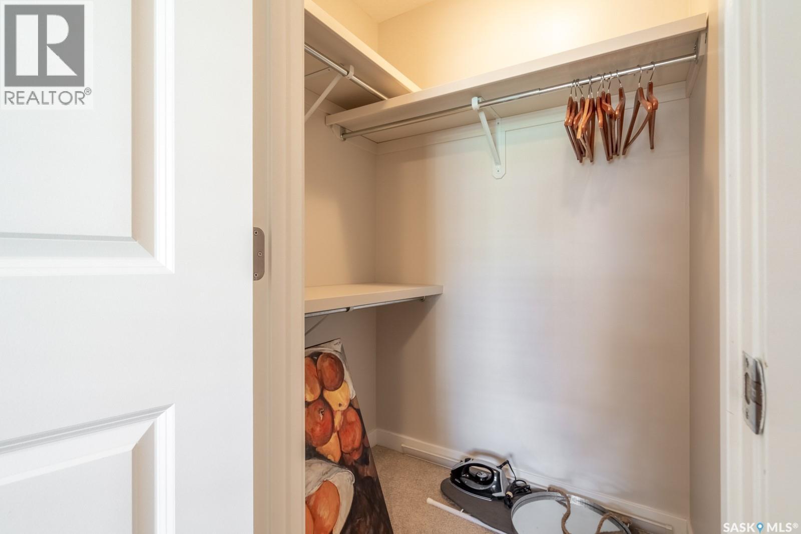 #116 1510 Neville DRIVE - 13
