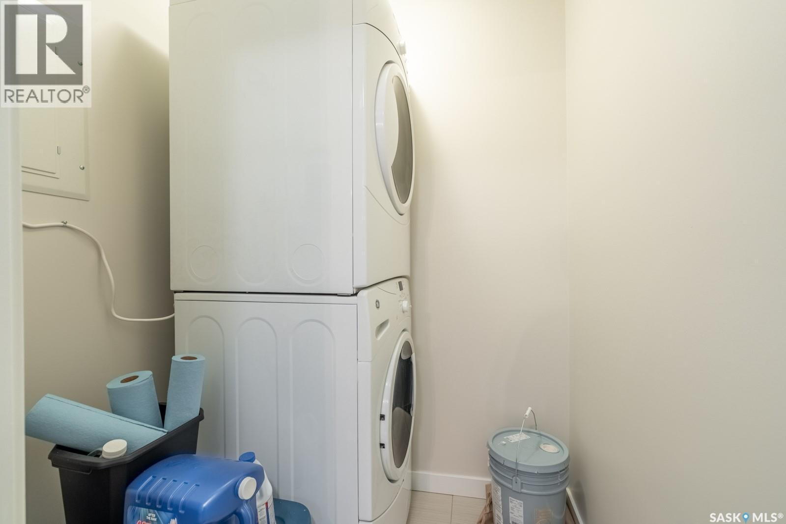 #116 1510 Neville DRIVE - 18