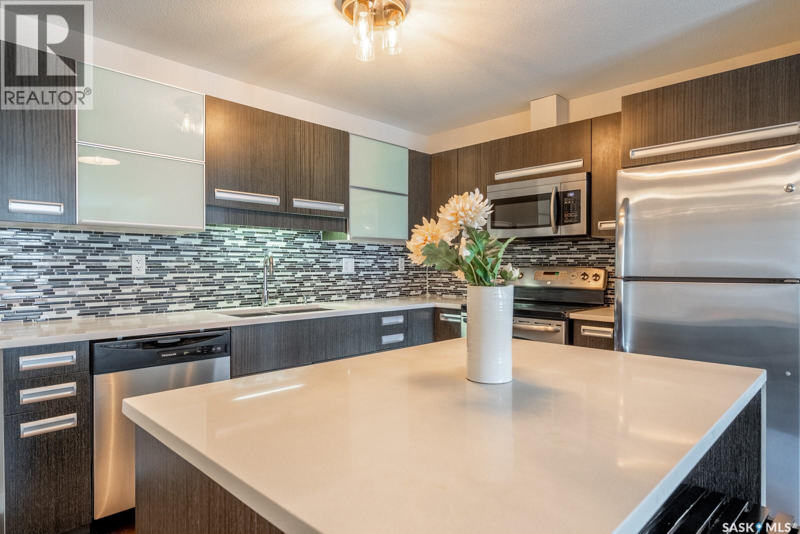 #116 1510 Neville DRIVE - 8