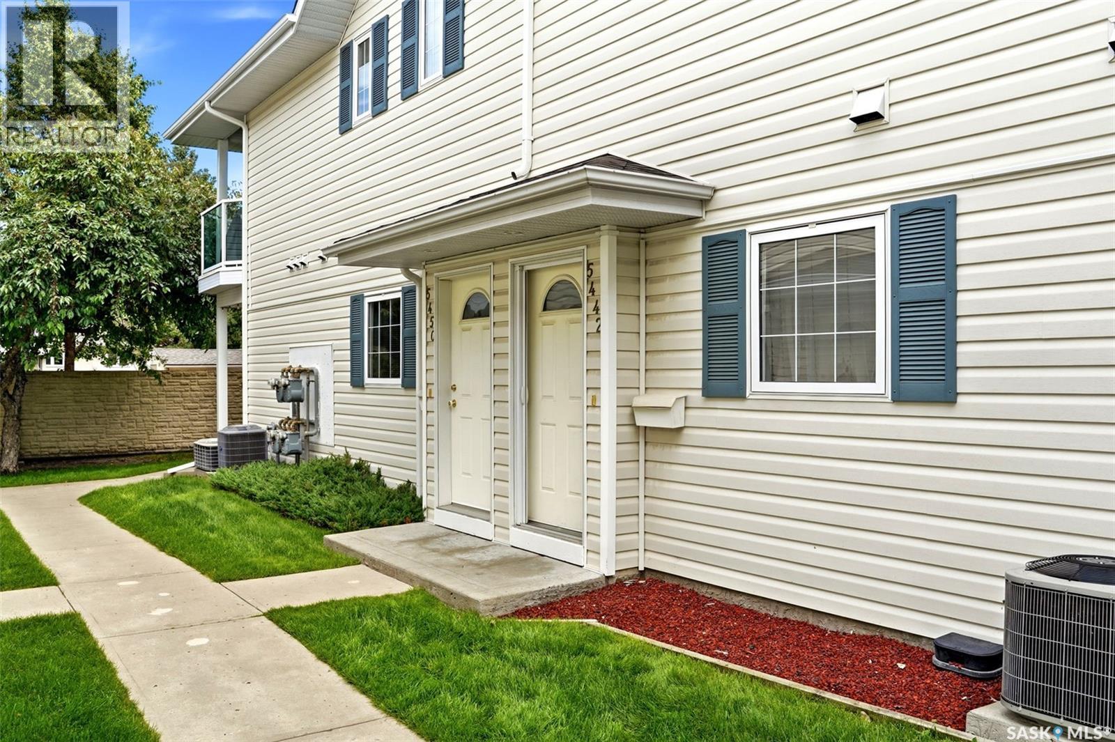#5442 ROCHDALE BOULEVARD - 4
