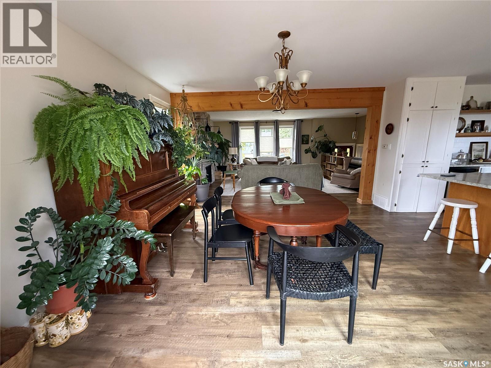 240 Dehavilland AVENUE - 18