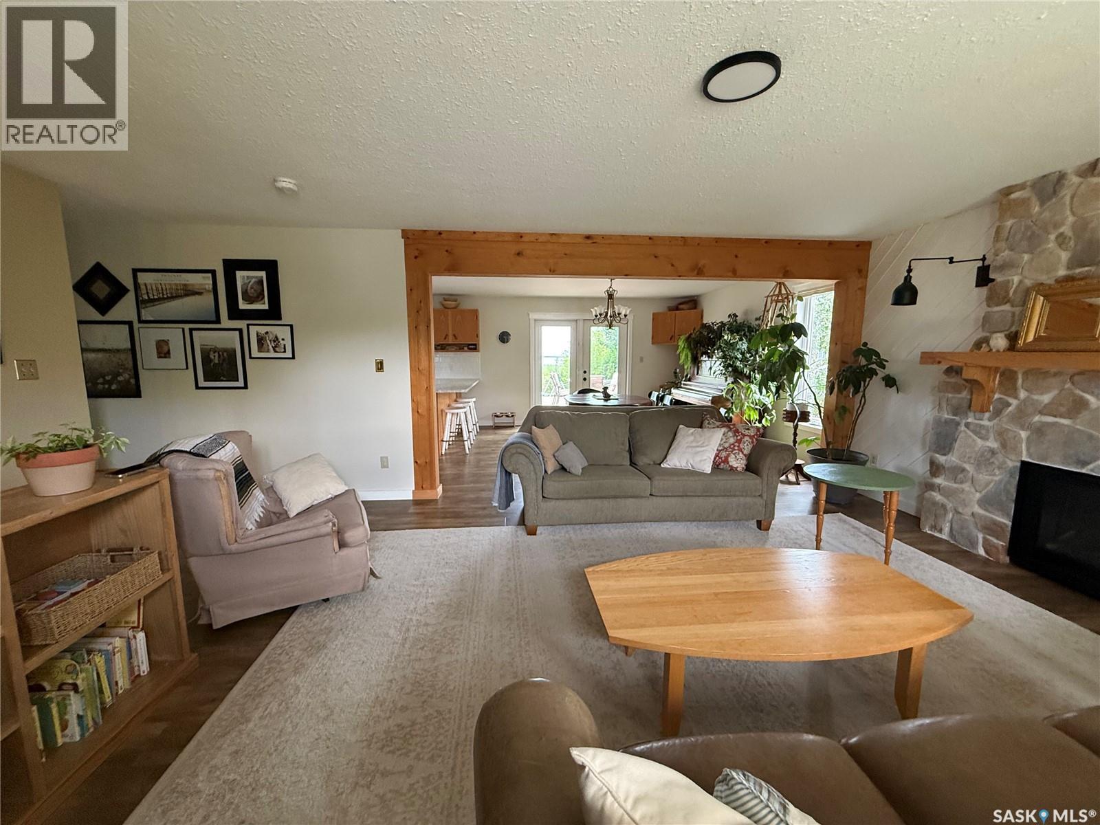 240 Dehavilland AVENUE - 22