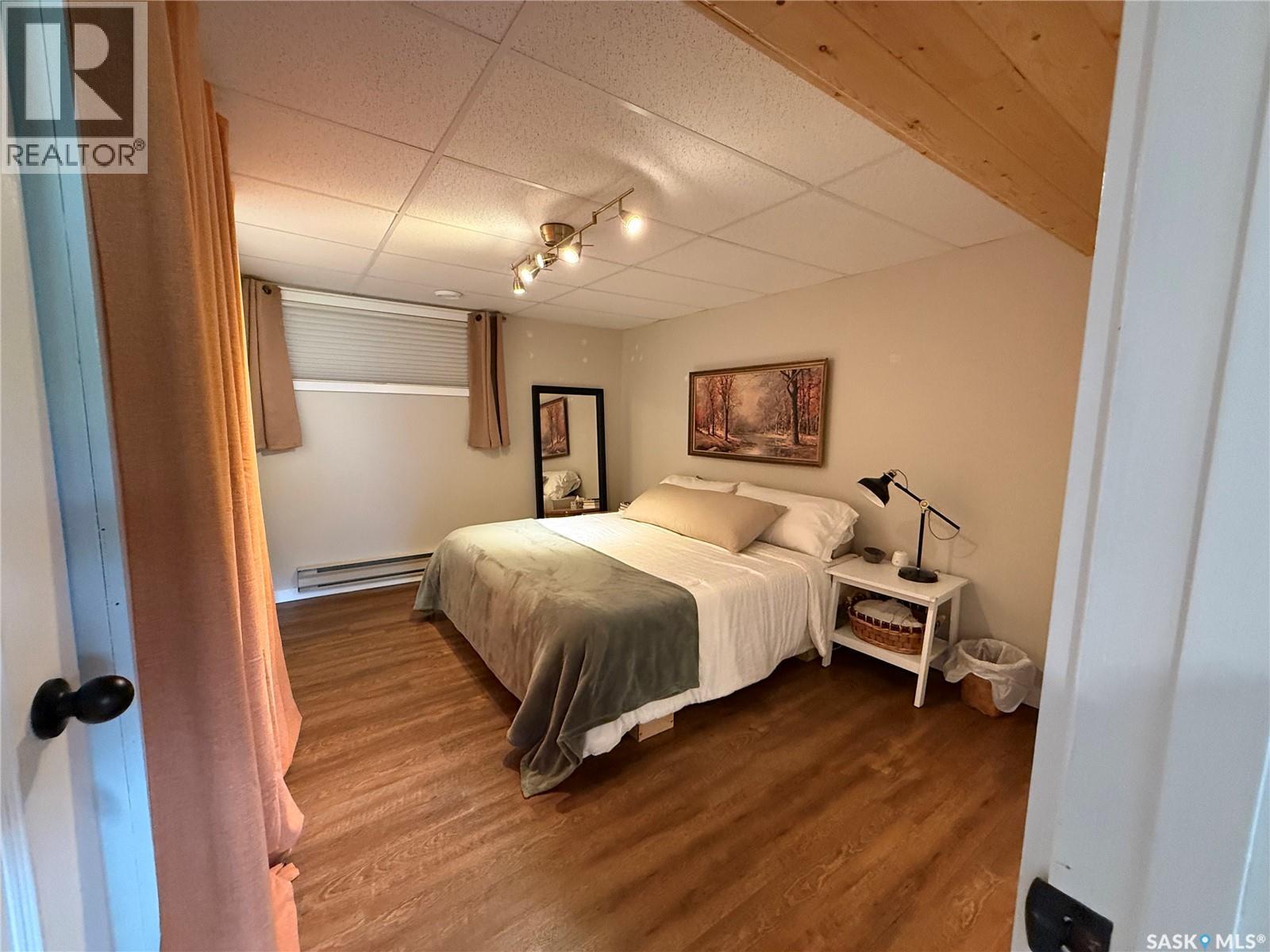 240 Dehavilland AVENUE - 51