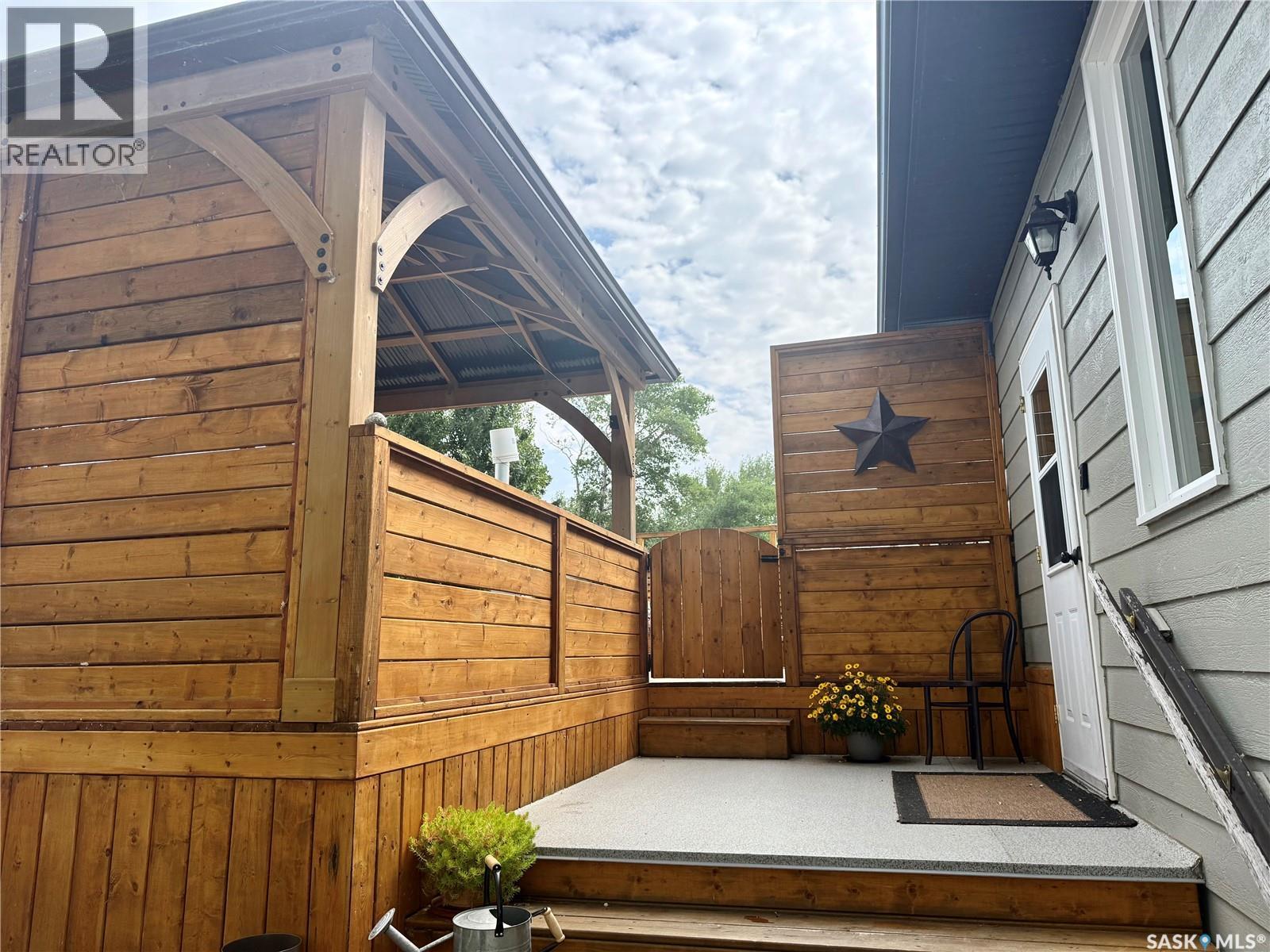 240 Dehavilland AVENUE - 53