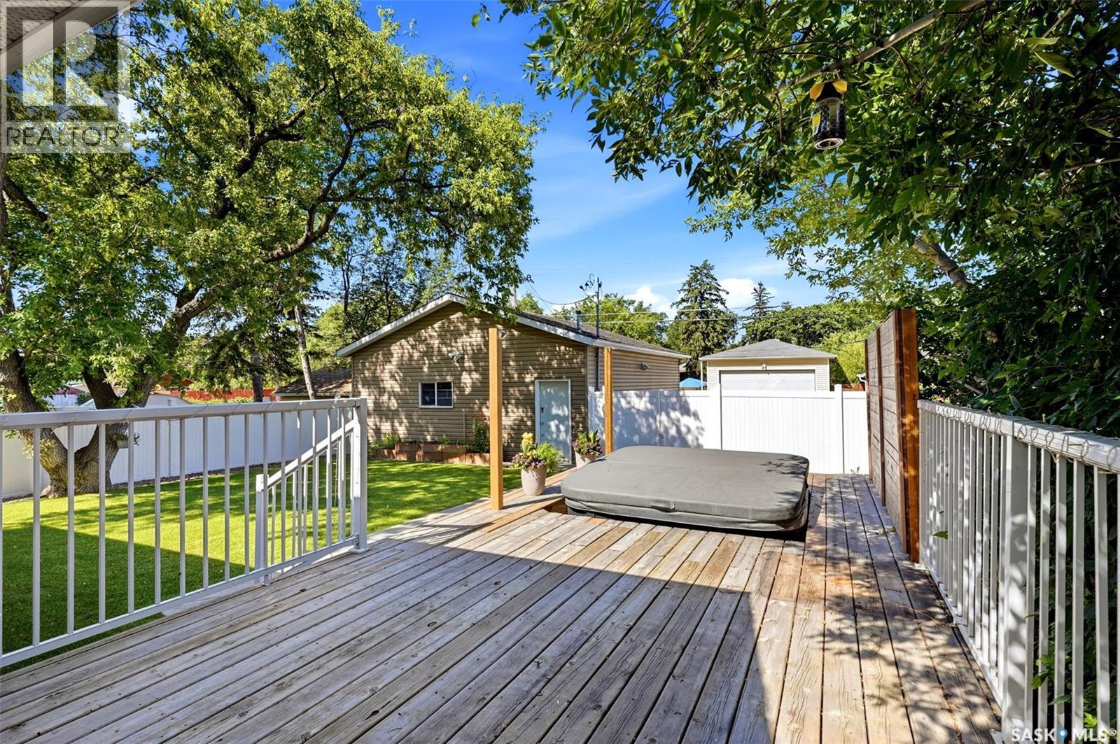 870 Royal STREET - Image 28