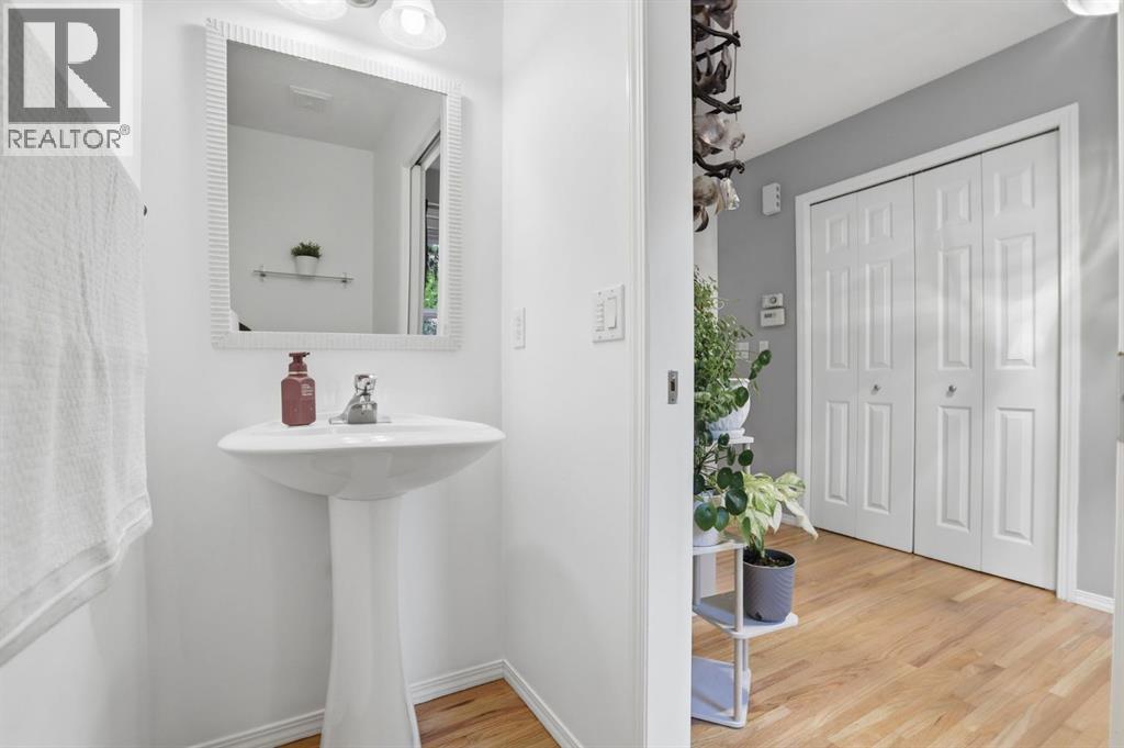 450 Elgin Way SE - 20