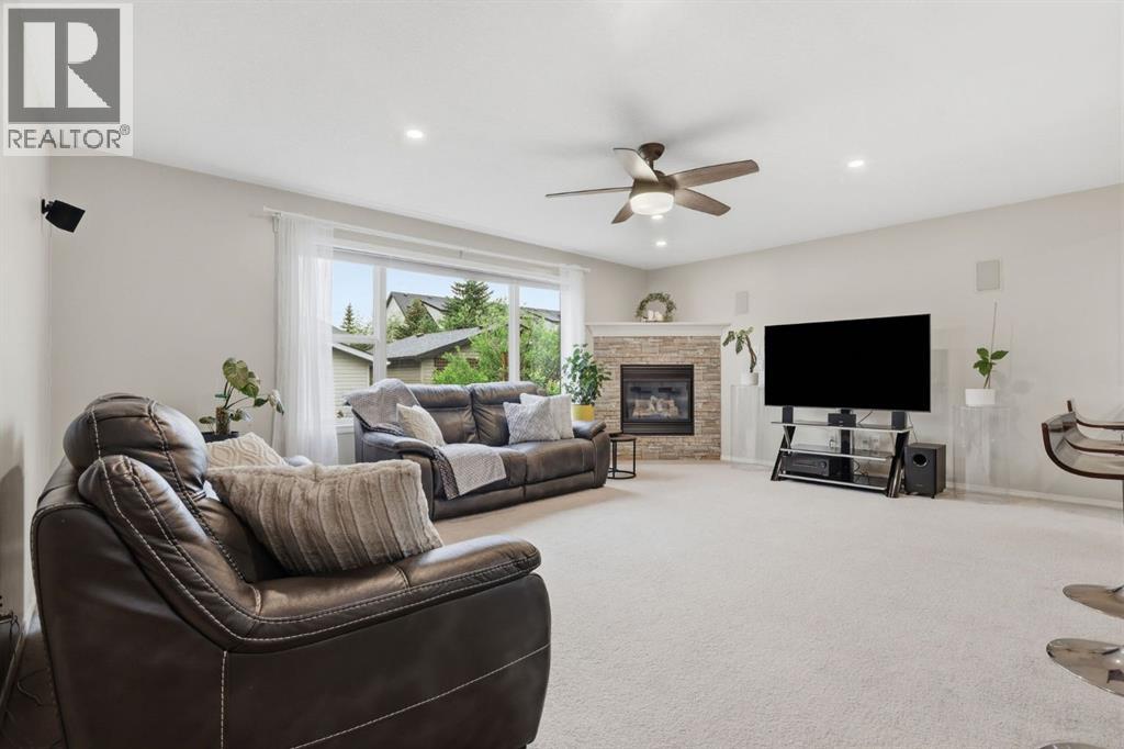 450 Elgin Way SE - 2