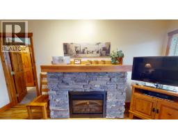 Primary Bedroom - 701 14a Crescent Unit# 213 I, Invermere, BC V0A1K0 Photo 6