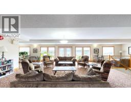 701 14a Crescent Unit# 213 I, Invermere, BC V0A1K0 Photo 38