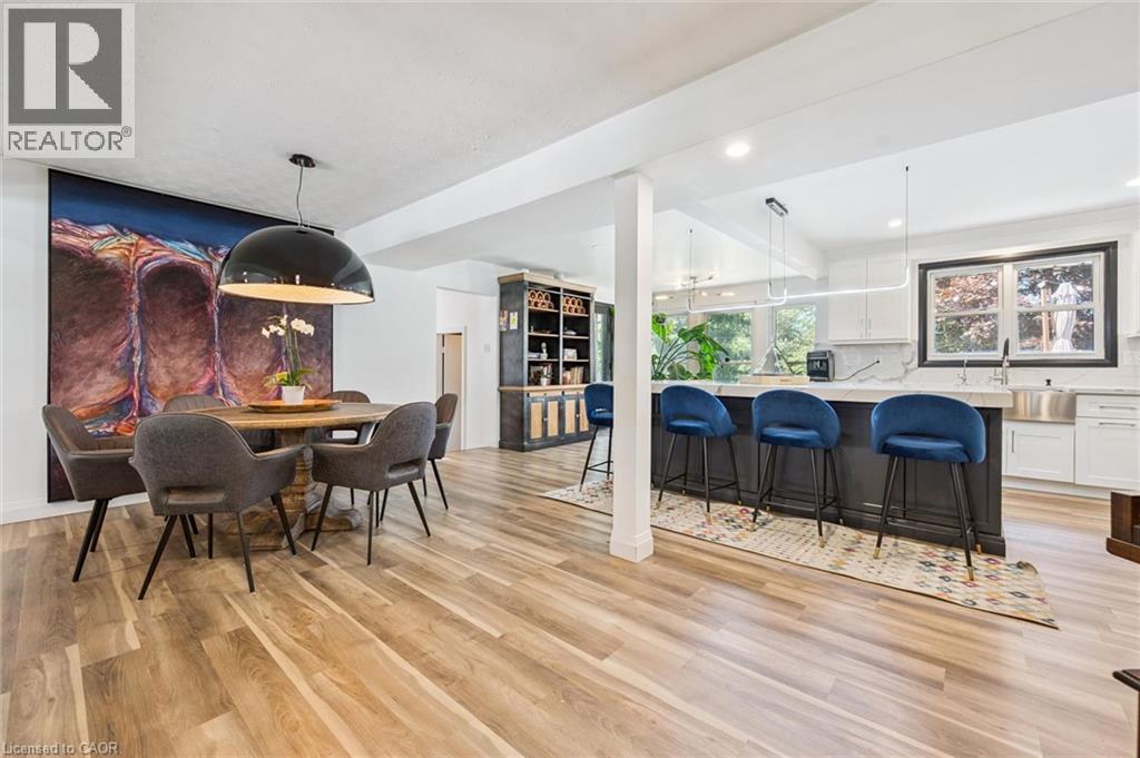56 THORNRIDGE Crescent - 12