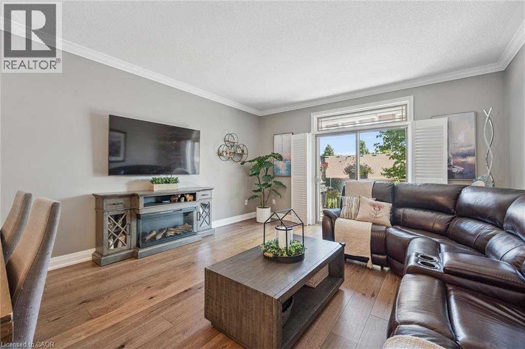 #11 20 ISHERWOOD Avenue - 16
