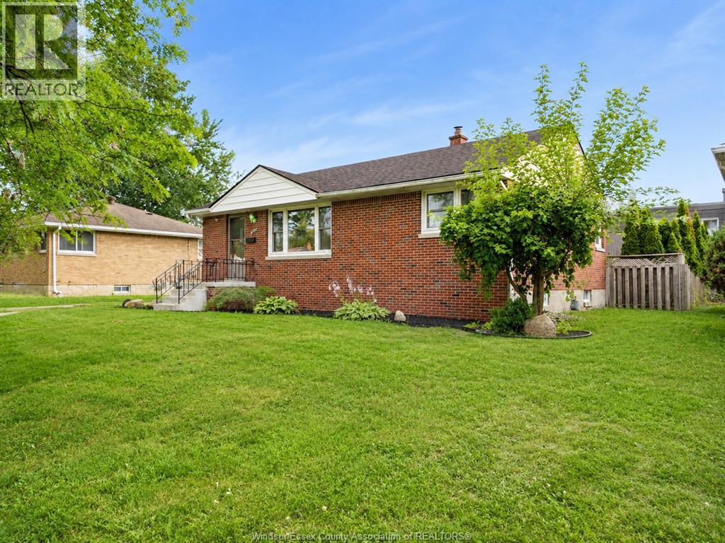 3621 MCKAY AVENUE - 37