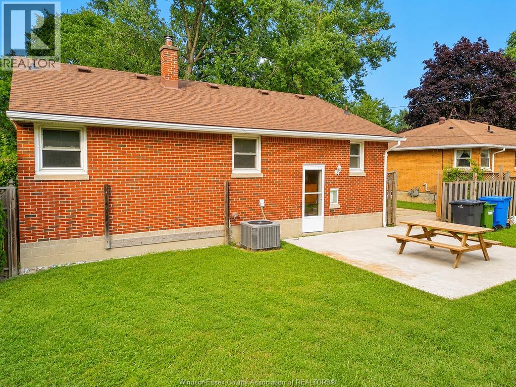 3621 MCKAY AVENUE - 4