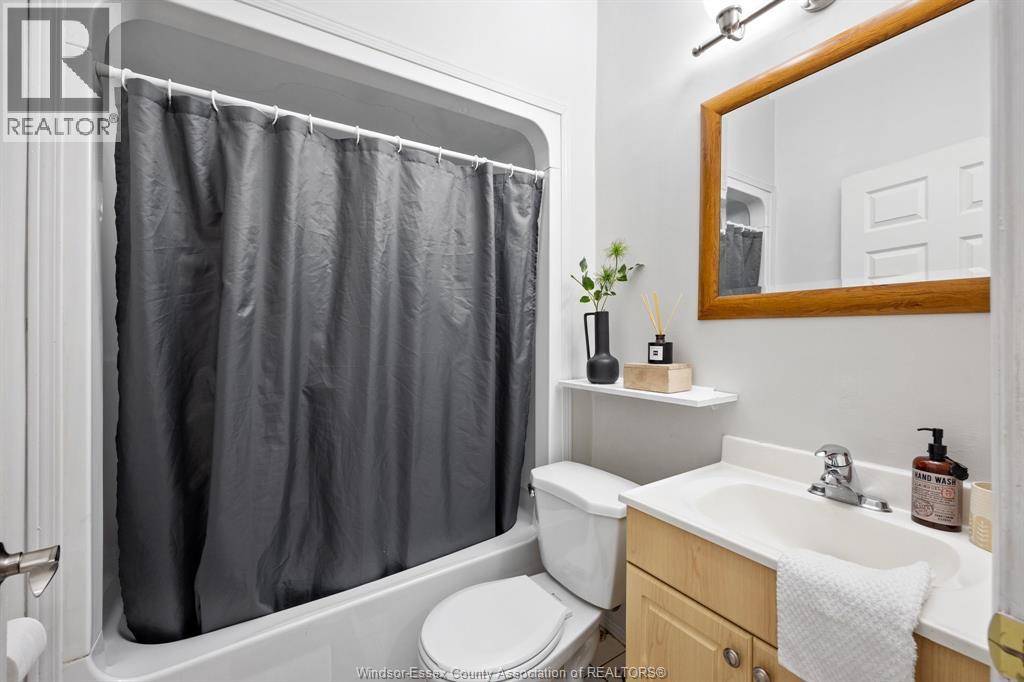 520 RANKIN AVENUE - 12