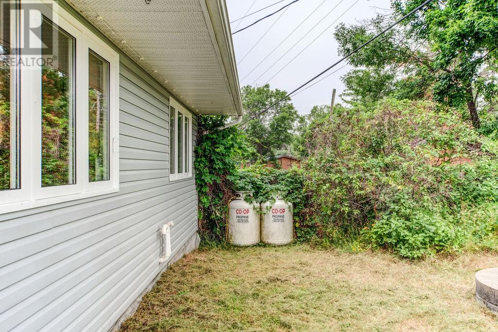 592 A Lake Road - 14
