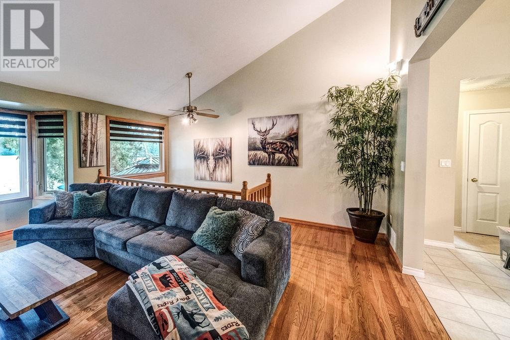 592 A Lake Road - 24