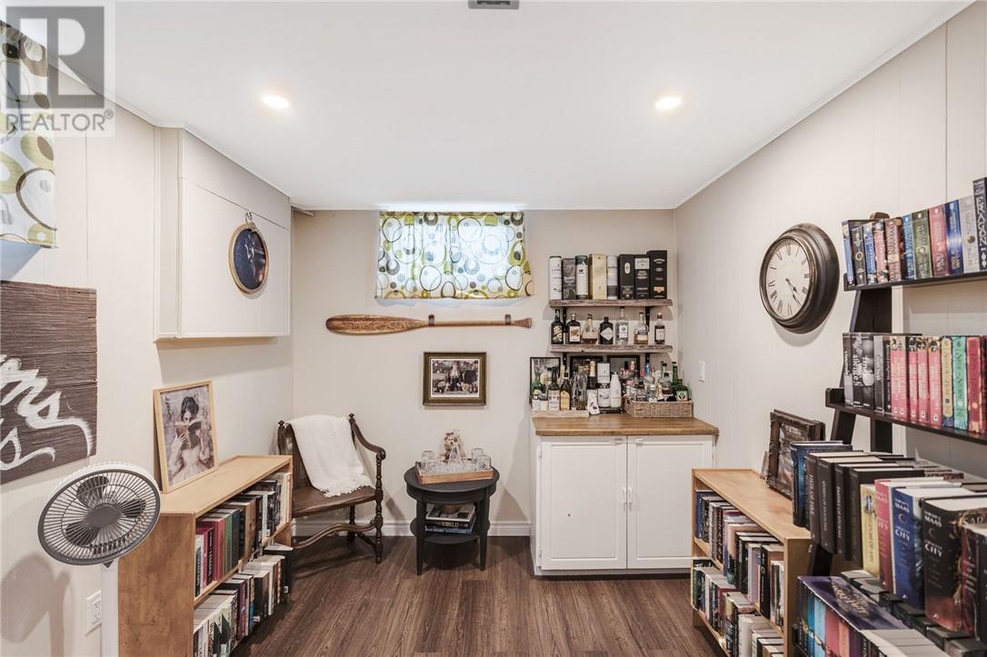 232 Sixth Avenue - 32