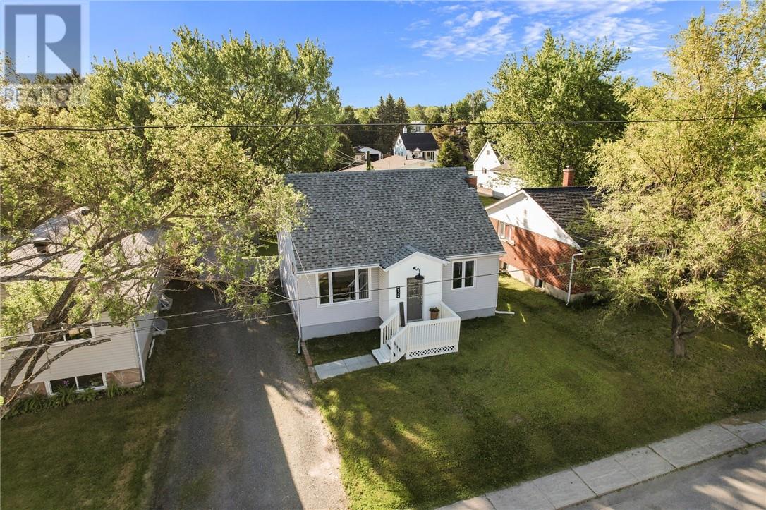 232 Sixth Avenue - 4