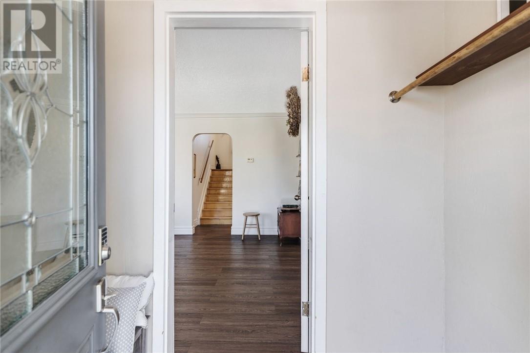 232 Sixth Avenue - 7